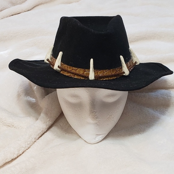 crocodile dundee hat type